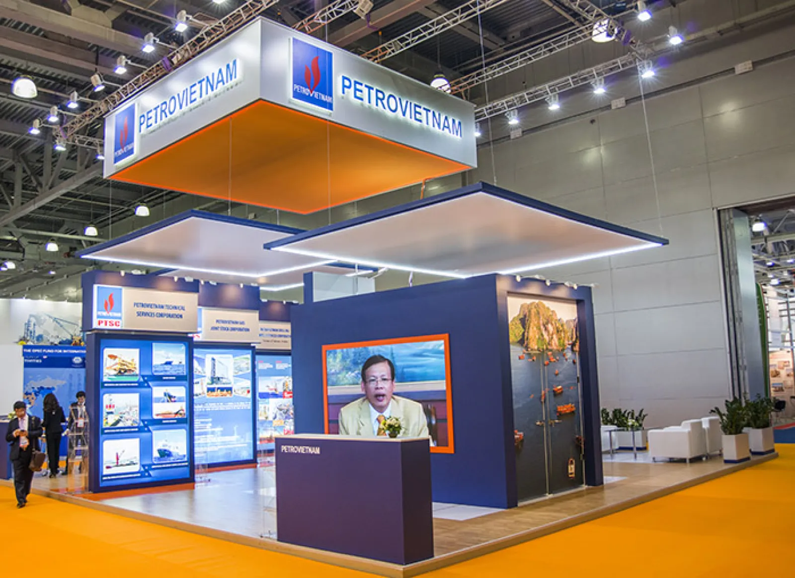 Стенд для компании PETROVIETNAM