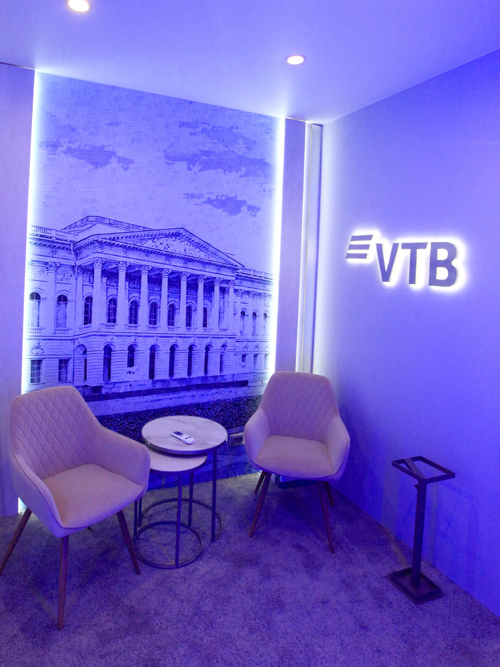 Стенд для ВТБ — фото 5