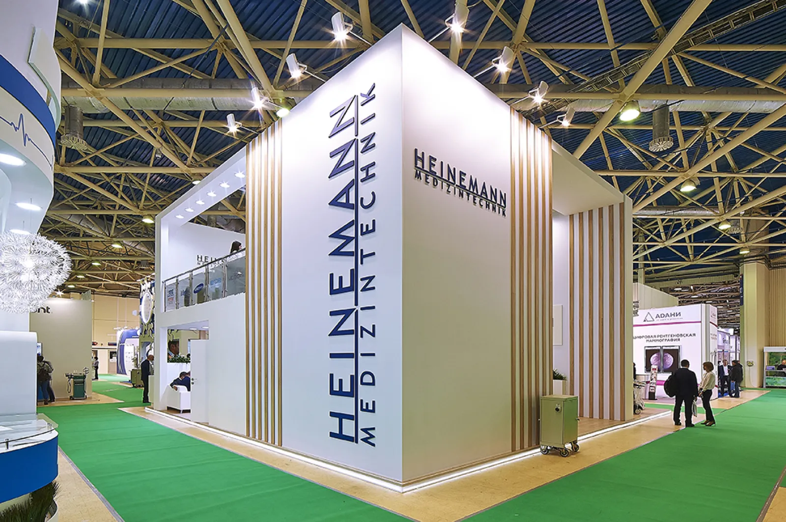 Стенд для Heinemann — фото 2