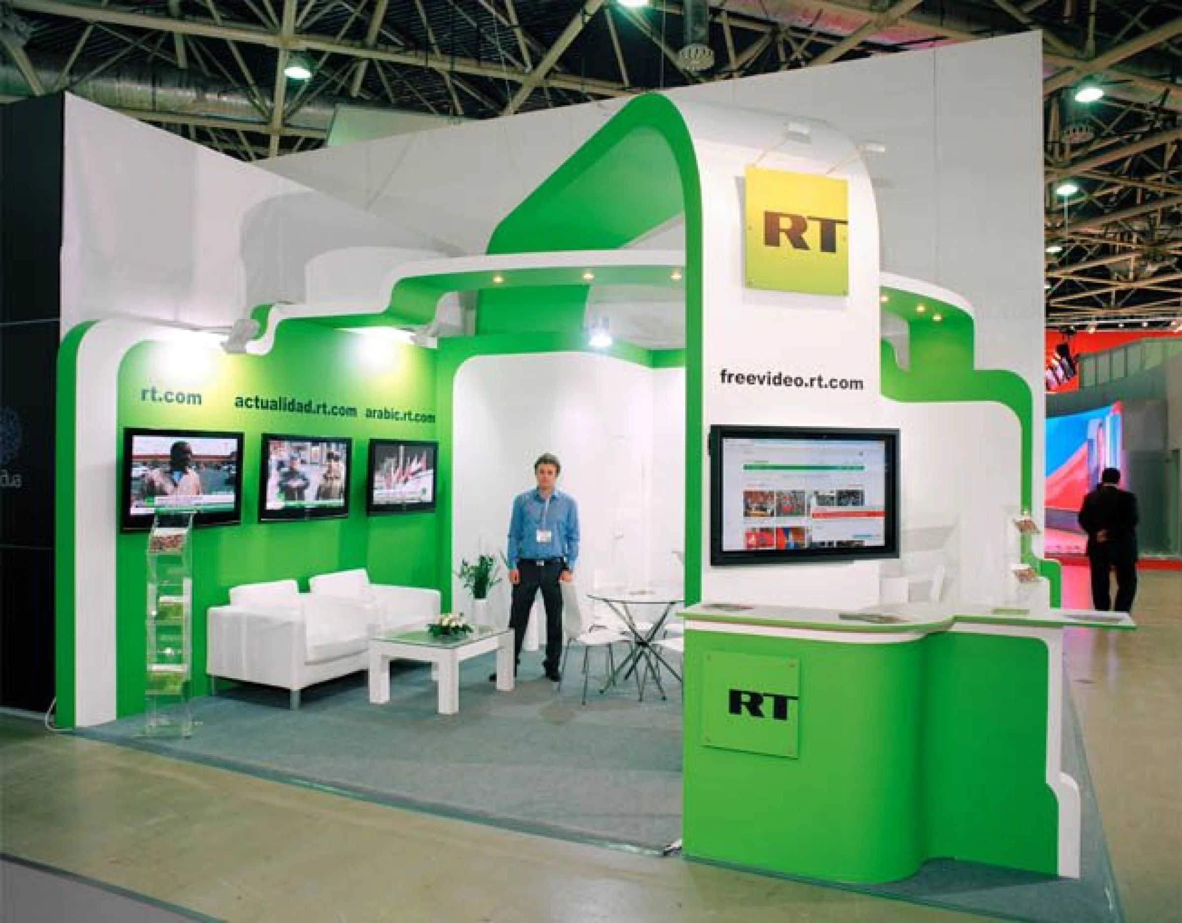 Stand for RT Company