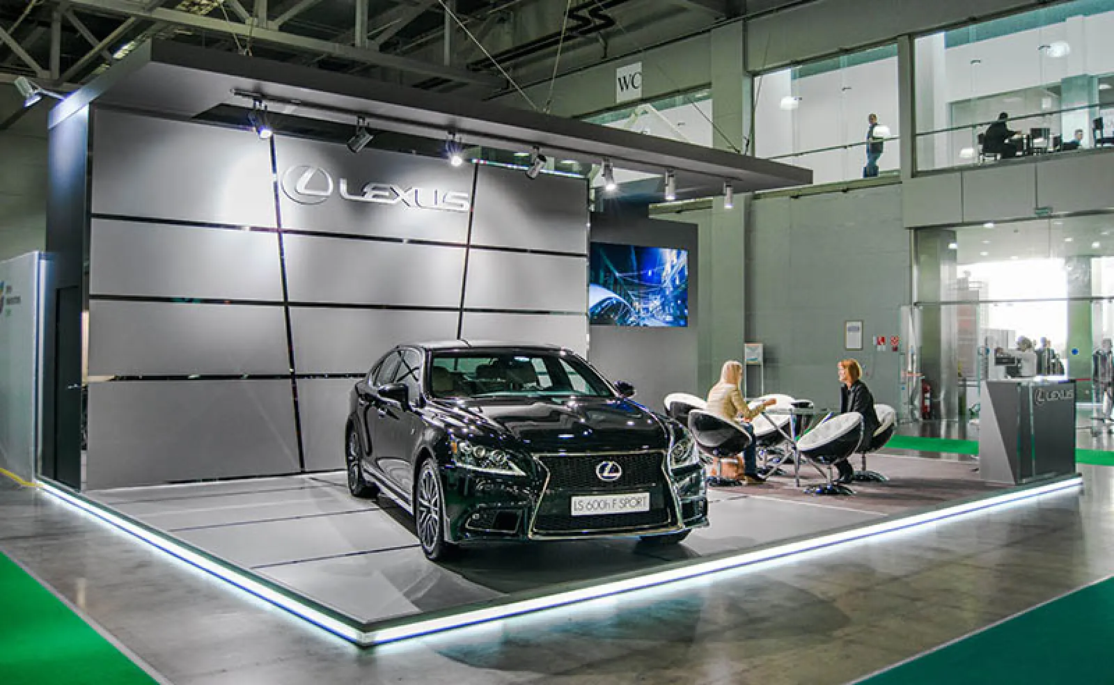 Стенд для LEXUS — фото 4