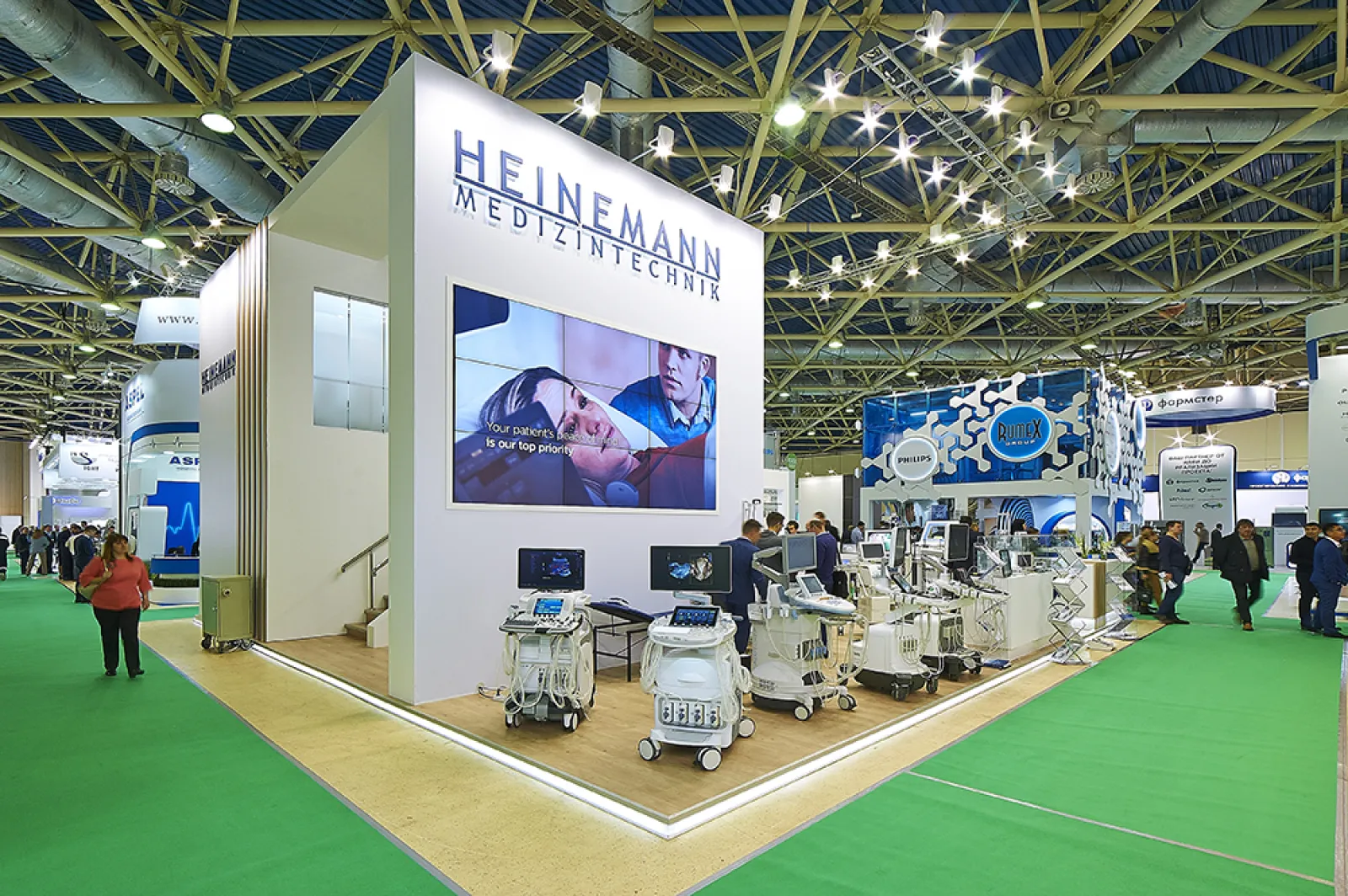 Стенд для Heinemann