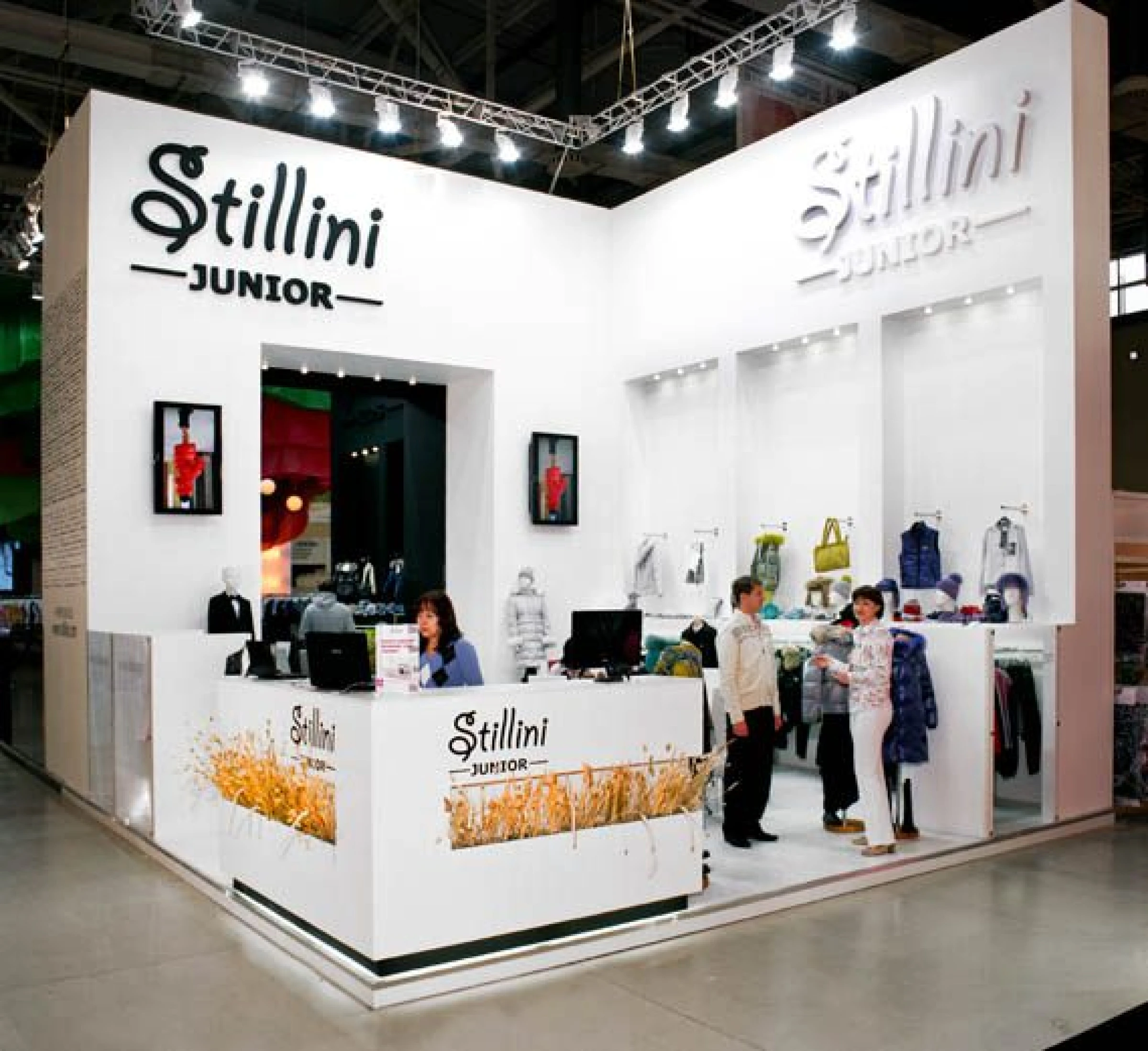 Stand for Stillni Company